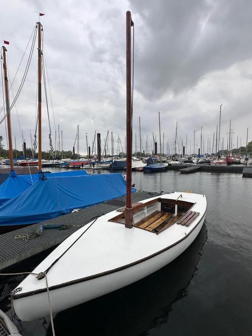 Bm16m2 (zeil)boot, Watersport en Boten, Accessoires en Onderhoud, Zo goed als nieuw, Overige typen, Ophalen