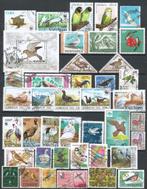 50 Postzegels met vogels, Verzenden, Gestempeld, Dier of Natuur