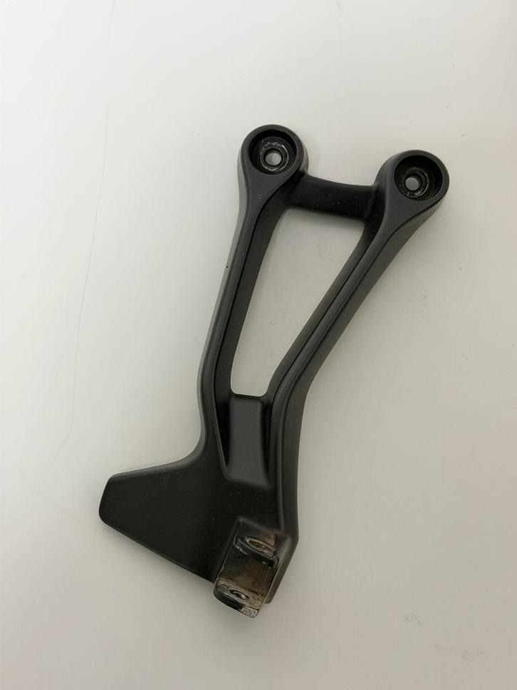 YAMAHA TRACER 700 achter rechts Voetsteun beugel  BC6-F742L, Motoren, Tuning en Styling, Ophalen of Verzenden