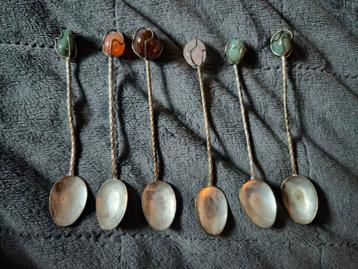 Vintage Lepeltjes met Edelsteen Set beschikbaar voor biedingen