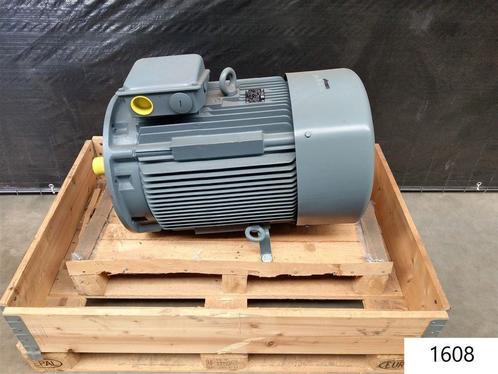 1608. Elektromotor / Flensmotor / motoren / VEM / Hoyer, Doe-het-zelf en Verbouw, Motoren, Nieuw, Elektromotor, Ophalen