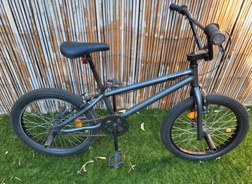 Btwin Wave 500 20 inch BMX fiets beschikbaar voor biedingen