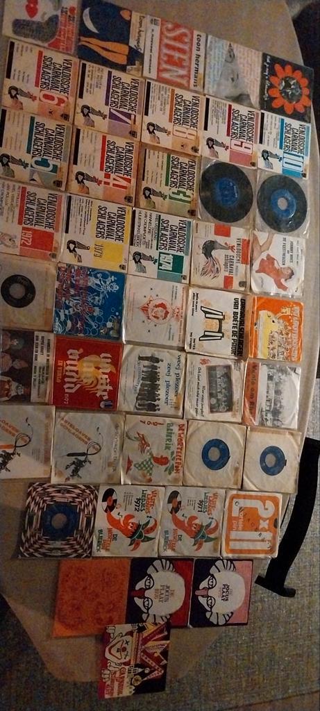 Carnaval Hits 7" Singles Vinyl - Jaren '60-'80, Cd's en Dvd's, Vinyl Singles, Gebruikt, Ophalen of Verzenden