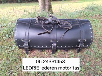 In topstaat verkerende lederen motor tas TOPMERK LEDRIE  beschikbaar voor biedingen