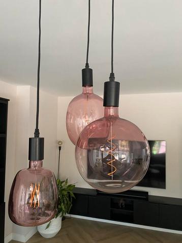 Handlamp met 3 roze bollen’ beschikbaar voor biedingen