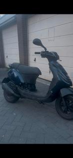 Zip 2 takt brom frame alles zonder blok, Fietsen en Brommers, Scooters | Piaggio, Ophalen of Verzenden, Zo goed als nieuw, Zip