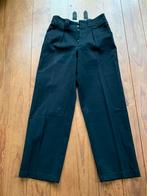 Oud jaren 50 GP jas, broek, koppel, armbanden, Verzamelen, Ophalen of Verzenden, Marechaussee, Overige gebieden, Kleding of Schoenen