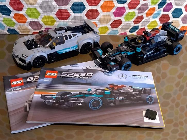 LEGO 76909 SPEED CHAMPIONS Mercedes-AMG F1 W12 and One 2in1, Kinderen en Baby's, Speelgoed | Duplo en Lego, Zo goed als nieuw
