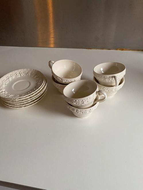 Wedgwood Etruria & Barlaston embossed Queen's ware Engla, Antiek en Kunst, Antiek | Servies compleet, Ophalen of Verzenden