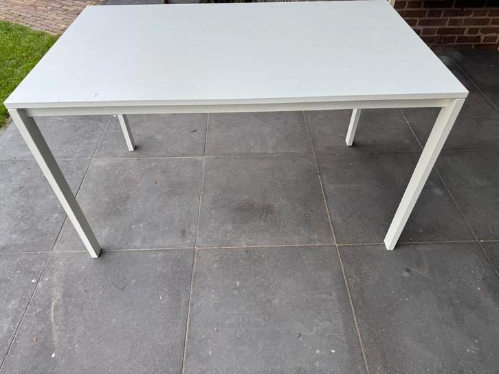 Witte Tafel - Eenvoudig en Praktisch, Huis en Inrichting, Tafels | Eettafels, Gebruikt, 50 tot 100 cm, 100 tot 150 cm, Vier personen