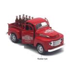 Mooie auto van metaal met een kratje Coca Cola in de laadbak, Ophalen of Verzenden, Poppenhuis