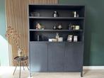 Buffet kast Goossens sira massief eiken zwart, 200 cm of meer, 150 tot 200 cm, Ophalen of Verzenden, Zo goed als nieuw