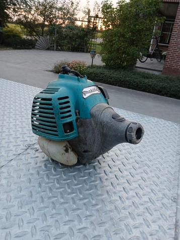 Bosmaaier motor makita beschikbaar voor biedingen