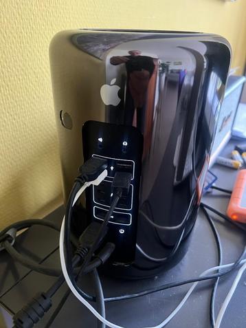 Betrouwbare Mac Pro 6.1 / 64 GB / 251 SSD beschikbaar voor biedingen