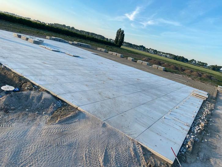 Betonplaten / Industrieplaten - Erfverharding kavelpaden, Tuin en Terras, Tegels en Klinkers, Gebruikt, Overige typen, Beton, 10 m² of meer
