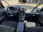 Renault Grand Scenic 1.3 TCe EDC Limited|7P|Nav|Led|Automaat, Stof, 4 cilinders, Parkeersensor, 7 stoelen