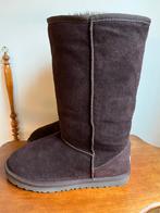 Uggs laarzen bruin suede maat 40,5 maat 8 warm bont gevoerd, Kleding | Dames, Schoenen, Ophalen of Verzenden, Zo goed als nieuw