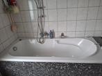 Whirlpool ligbad wit te koop, Huis en Inrichting, Badkamer | Complete badkamers, Ophalen, Gebruikt, Met bad
