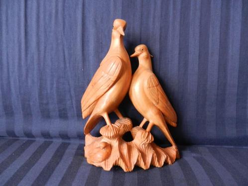 Sculptuur Twee vogels, Indonesie gesign. N Narta Sakah Bali, Antiek en Kunst, Kunst | Beelden en Houtsnijwerken, Ophalen of Verzenden