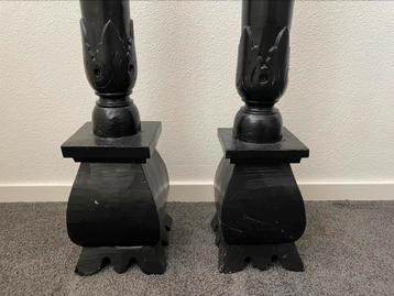 Zwarte hoge kandelaars 100 cm hoog (2 stuks) beschikbaar voor biedingen