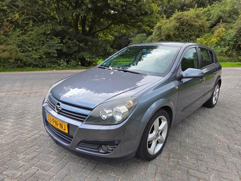 Opel Astra Sport 1.8 16V 5D 2004 Grijs, Auto's, Opel, Particulier, Astra, Benzine, D, Hatchback, Handgeschakeld, Origineel Nederlands