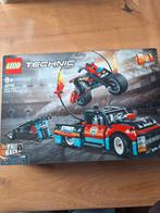 LEGO Technic 42106 Stuntshow Truck & Bike, Ophalen of Verzenden, Nieuw, Complete set, Lego