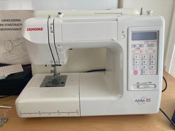 Janome Jubile 85 / 4100 - Computergestuurd - 99 steken beschikbaar voor biedingen