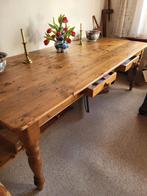 Gezellige houten eettafel / stamtafel, Huis en Inrichting, Tafels | Eettafels, Ophalen of Verzenden