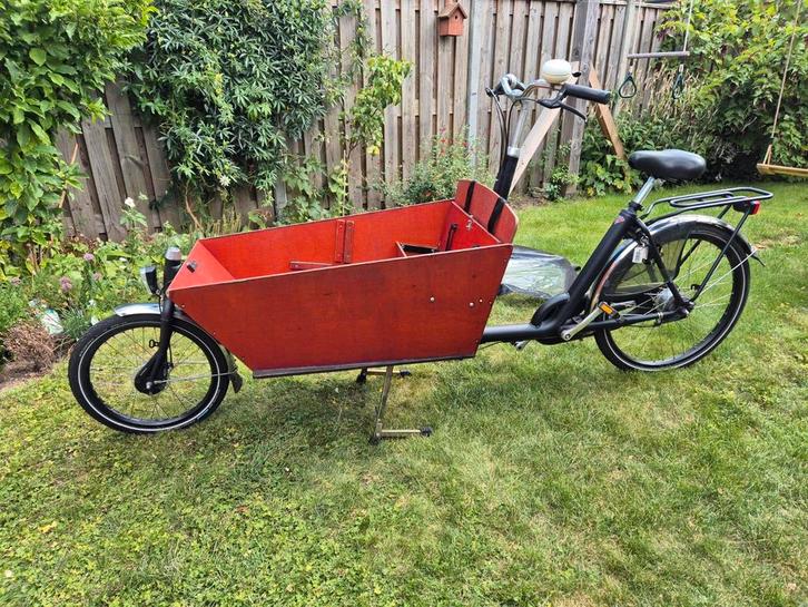 Mooie Matzwarte Bakfiets met Accessoires, Fietsen en Brommers, Fietsen | Bakfietsen, Gebruikt, Overige merken, 3 kinderen, Huif