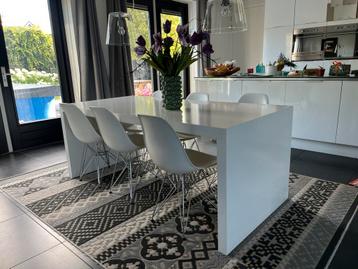 Eettafel l*b*h 1920*900*750mm beschikbaar voor biedingen