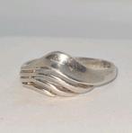 Zilveren ring modernist maat 18.5, Sieraden, Tassen en Uiterlijk, Ringen, 18 tot 19, Gebruikt, Dame, Zilver