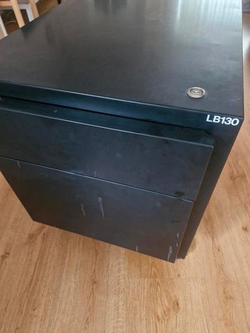 Ladekast lockerkast. bijna gratis 
