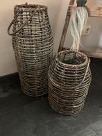 Twee rotan windlichten, Ophalen of Verzenden, Zo goed als nieuw, Overige materialen, 25 tot 50 cm