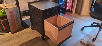 Black/ zwart IKEA Bekant bureaus + ikea Bekant Storage unit - afbeelding 6