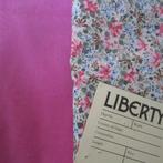 Vintage jaren 70 Liberty + velours stof voor baby/ kleuter, Hobby en Vrije tijd, Stoffen en Lappen, Nieuw, Overige materialen