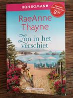 Te koop :RaeAnne Thayne, Zon in het verschiet, Ophalen of Verzenden, Gelezen