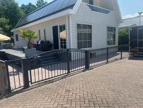 Galvaniseert sierhekwerk Merk ABC-hekwerk 14 meter inc poort, Tuin en Terras, Tuinhekken en Hekwerk, Zo goed als nieuw, Sierhekwerk