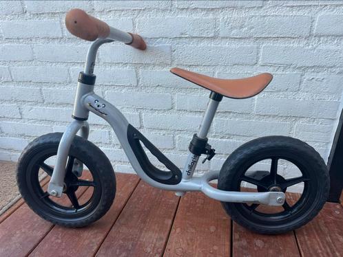 Loopfiets Chillafish Charlie | grijs, Kinderen en Baby's, Speelgoed | Buiten | Voertuigen en Loopfietsen, Zo goed als nieuw, Loopfiets