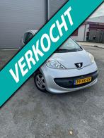 Peugeot 107 1.0-12V XS Urban Move, Voorwielaandrijving, Gebruikt, 4 stoelen, 68 pk