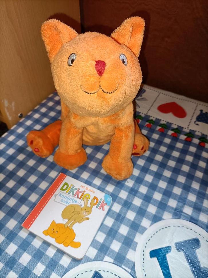 Dikkie Dik knuffel 24 cm groot + boekje, Kinderen en Baby's, Speelgoed | Knuffels en Pluche, Ophalen of Verzenden