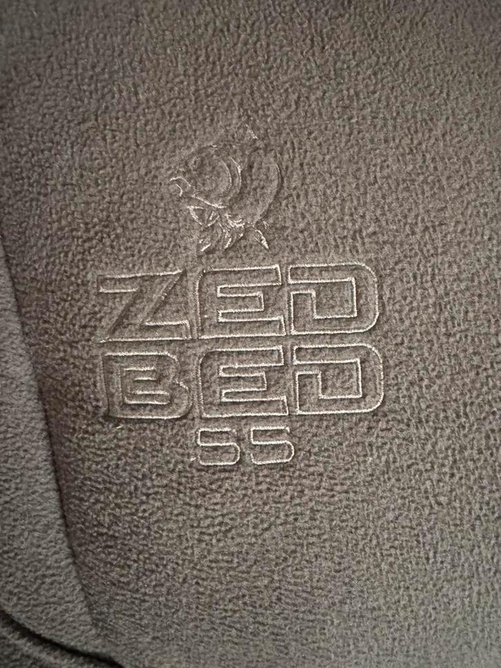 Nash zed bed SS strechter sleepingsysteem, Watersport en Boten, Hengelsport | Karpervissen, Zo goed als nieuw, Overige typen, Ophalen