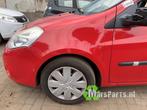 Scherm links-voor van een Renault Clio (OV727), Gebruikt, -, Renault, -