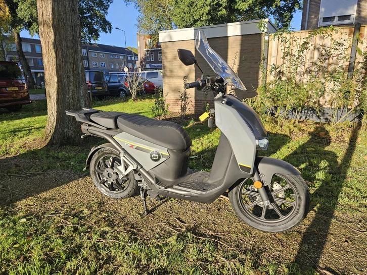 Super socco cpx de goedkoopste slechts 15km !!!!!, Fietsen en Brommers, Snorfietsen en Snorscooters, Nieuw, Overige merken, Elektrisch