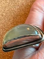 Handgemaakte zilveren ring met steen maat 17/18, Ophalen of Verzenden, Zo goed als nieuw, 17 tot 18, Met edelsteen