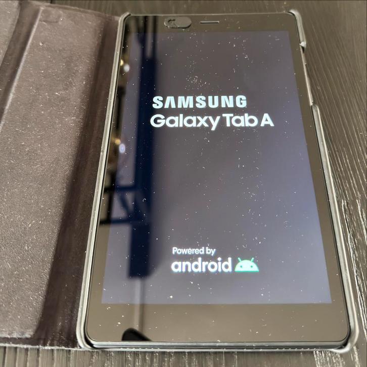 Samsung Galaxy Tab A, 32GB, Wifi, 4G ZGAN incl lader & hoes, Computers en Software, Android Tablets, Zo goed als nieuw, Wi-Fi en Mobiel internet