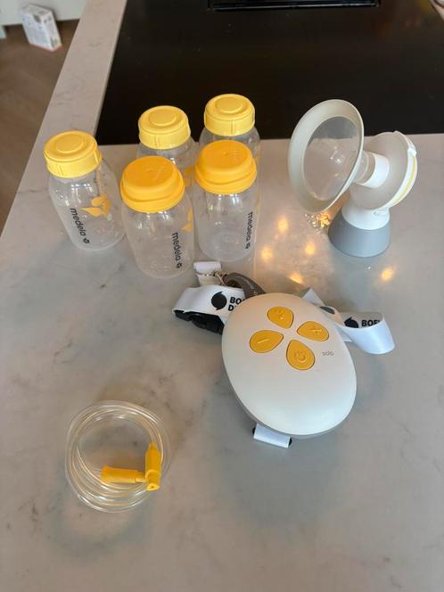 Medela solo borstkolf in zeer goede staat, Kinderen en Baby's, Babyvoeding en Toebehoren, Gebruikt, Borstkolf, Ophalen of Verzenden