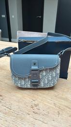 Dior Heuptass, Motoren, Ophalen, Nieuw