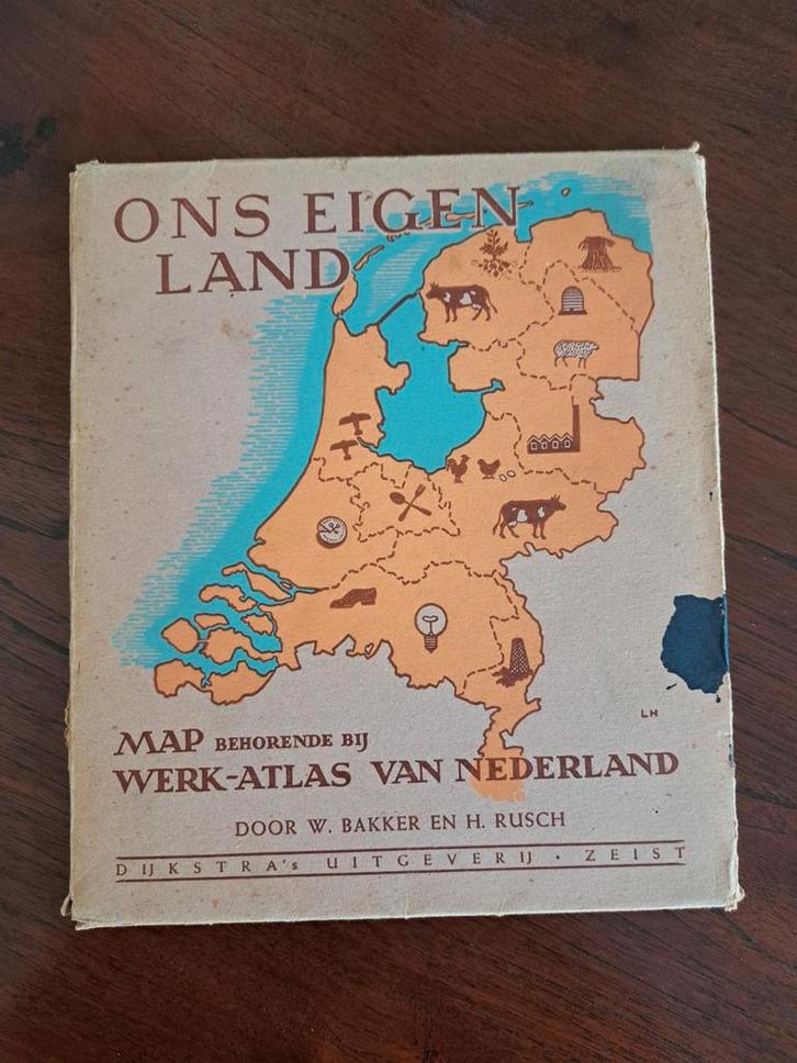 Oude Werk-Atlas van Nederland - Ons Eigen Land, Boeken, Atlassen en Landkaarten, Gelezen, Overige atlassen, Nederland, 1800 tot 2000