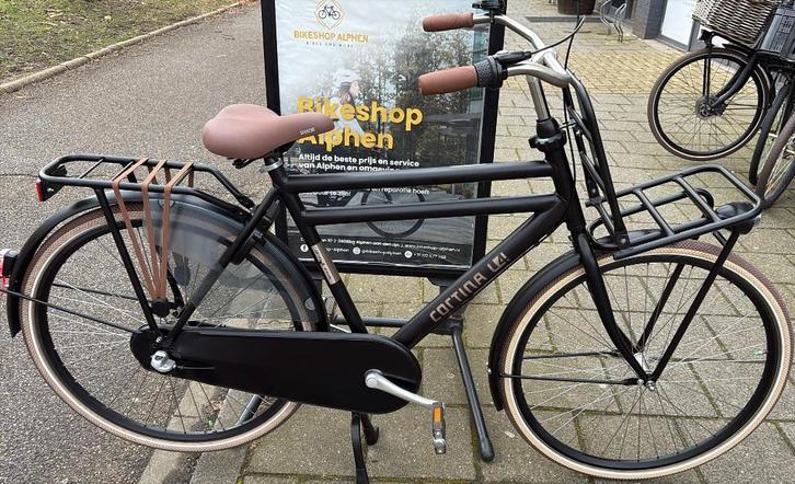 Zo goed als nieuwe Cortina U4 herenfiets met 3 versnelling, Fietsen en Brommers, Fietsen | Heren | Herenfietsen, Zo goed als nieuw