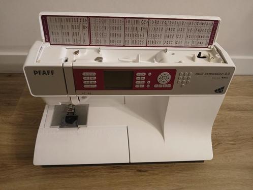 Pfaff Quilt Expression 4.0 naaimachine, Hobby en Vrije tijd, Naaimachines en Toebehoren, Zo goed als nieuw, Naaimachine, Pfaff